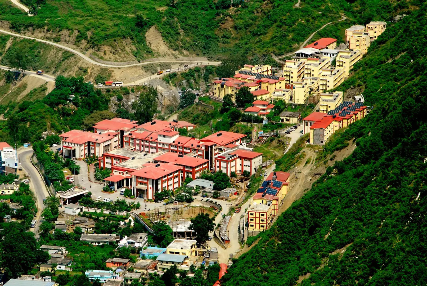VCSG Medical College Srinagar1