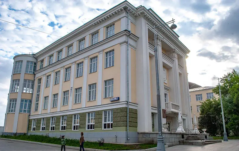 ural-state-medical-university-smapse-samll